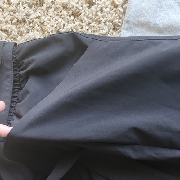 Athleta black womans capri pants size 14 - Picture 5 of 8